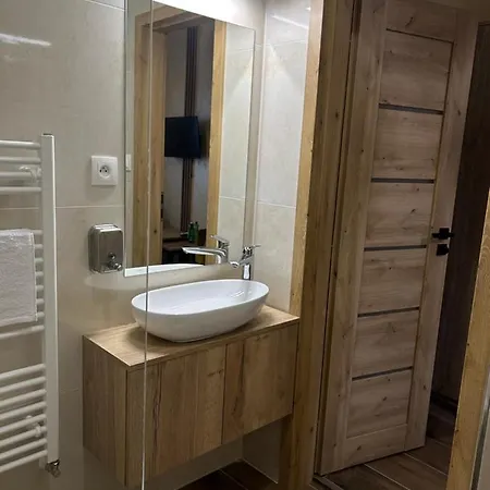 Poton 2023 B&B Horna Poton